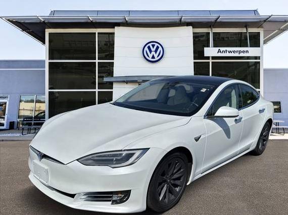 TESLA MODEL S 2018 5YJSA1E28JF241457 image